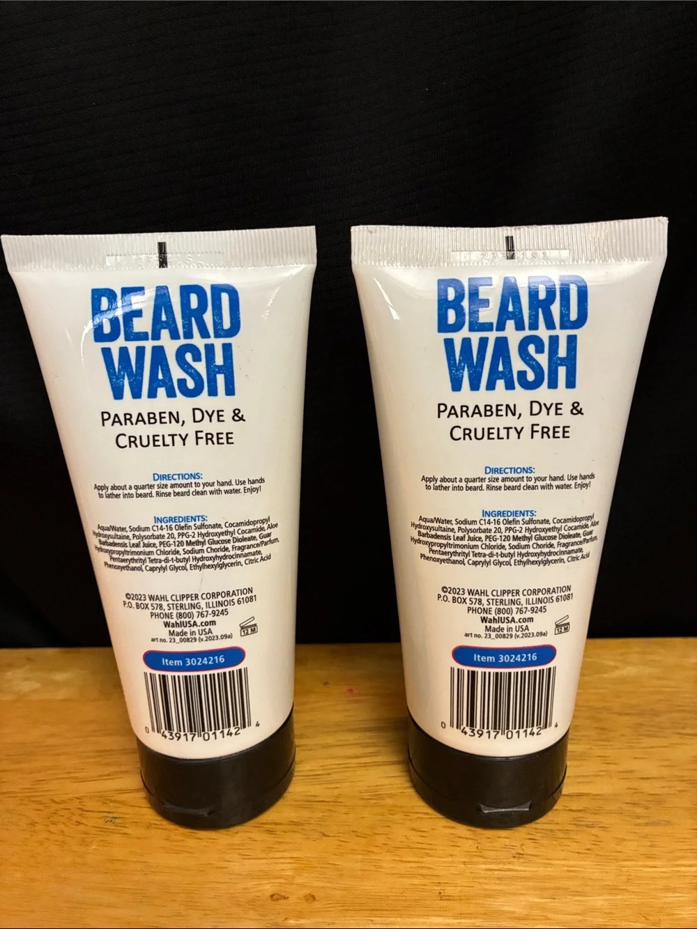 Wahl Wash My Beard Rich Lathering Beard Wash - White and Blue
